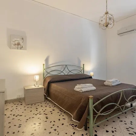 Casa Maurigi Палермо